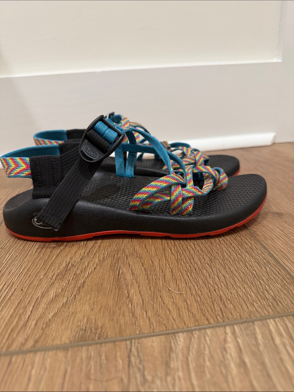 Chaco Women's Rainbow Strap Sport Sandals - Black Footbed